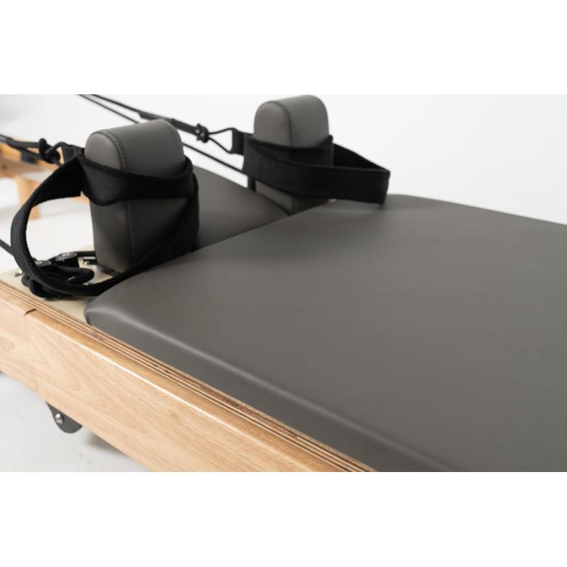 Foldable Pilates Reformer Viking